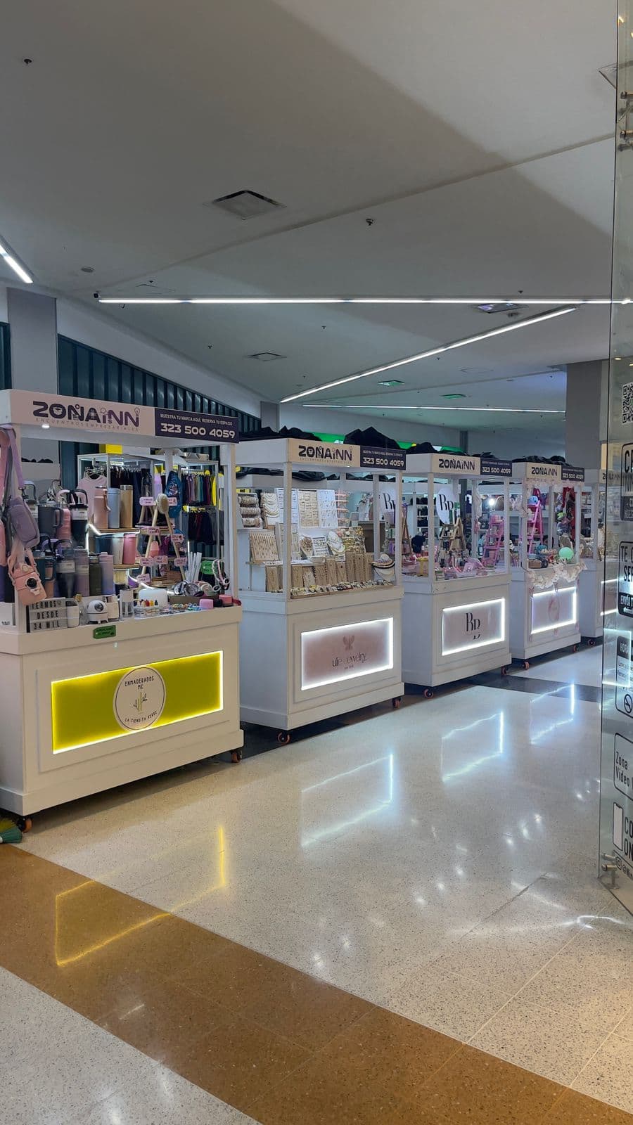 Stand Luxury